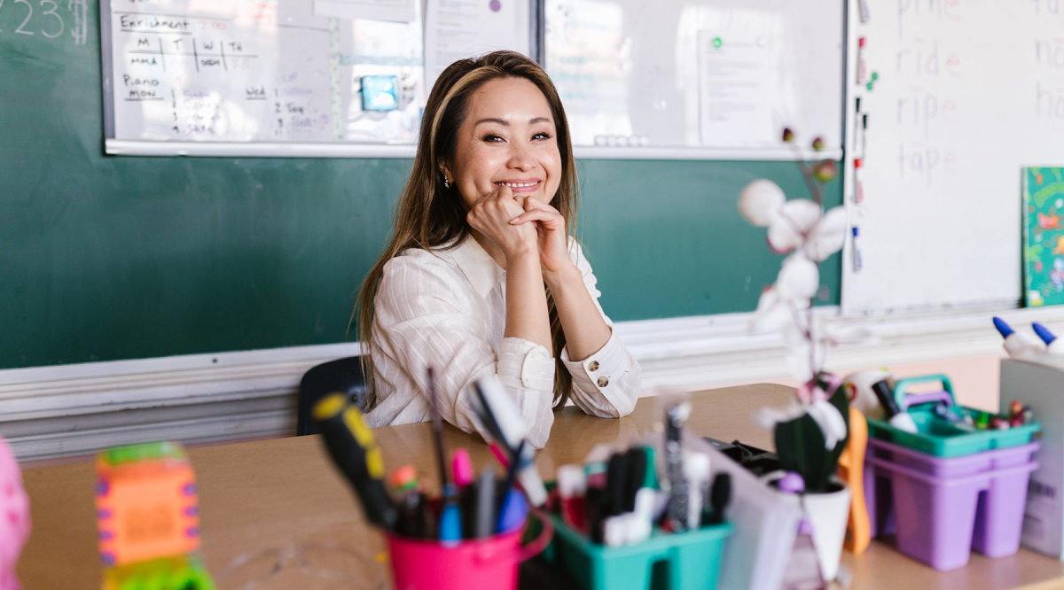 10 Thoughtful School Supplies to Gift Your Teacher This Christmas