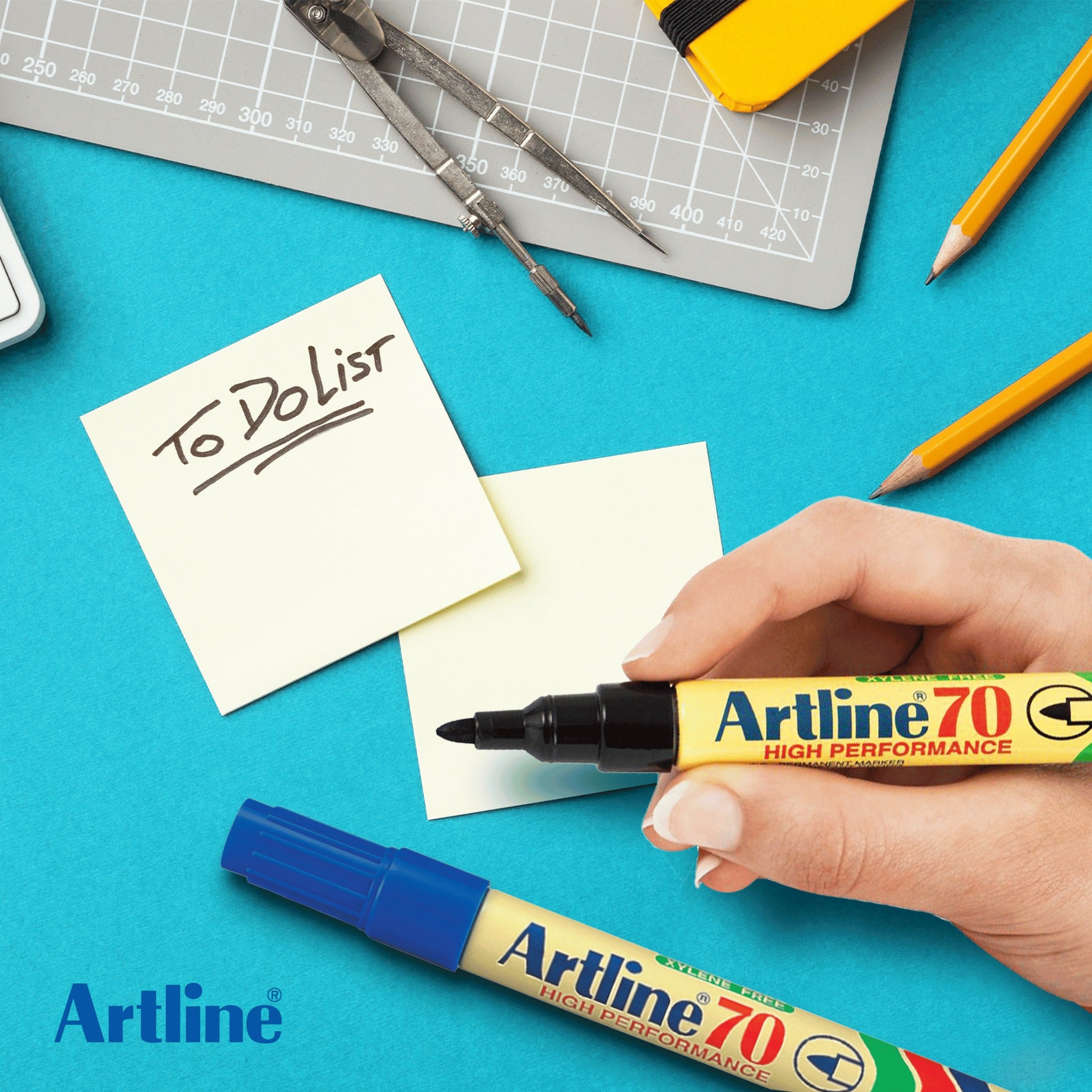 Artline Permanent Marker EK70 Bullet Tip-zoom-1