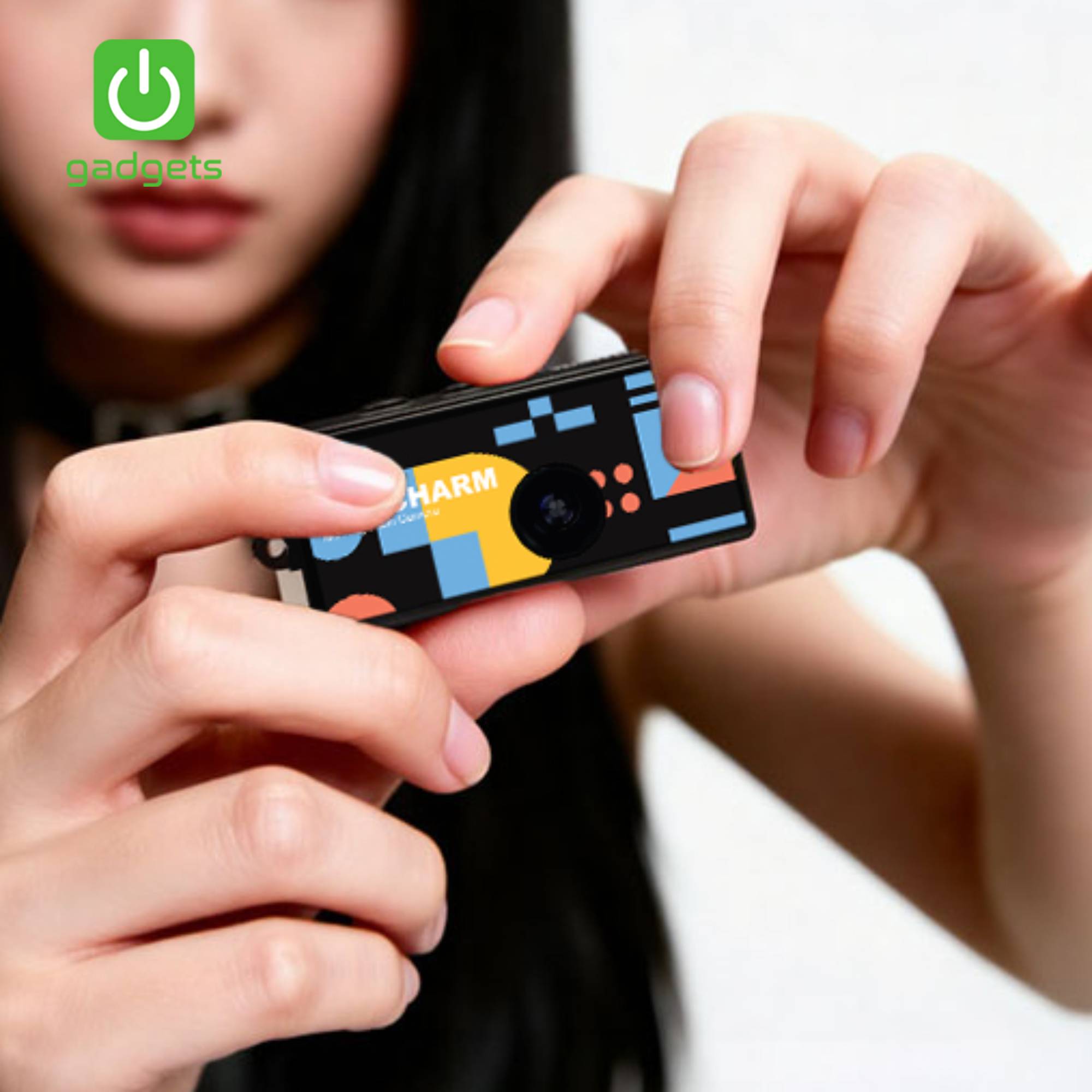 SSP-10100794:10100794b_GADGETS_CAMCHARM_DIGITAL_CAMERA-BLACK.jpg