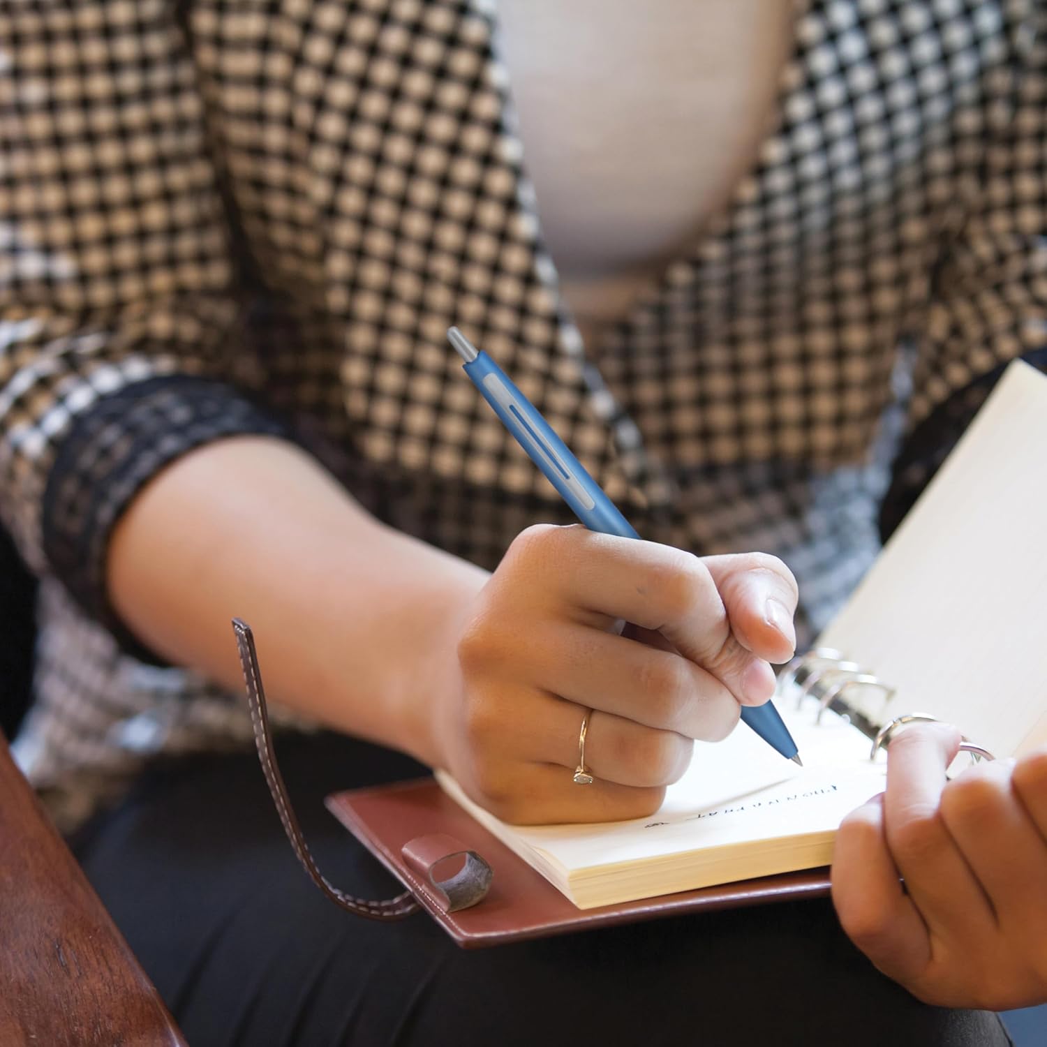 Pilot Acro 1000 Ballpoint Pen 0.5mm-zoom-18